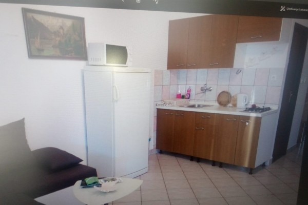 Studio apartman na top lokaciji sa pogledom na more u Starigradu, površine 30 m2, PRILIKA!