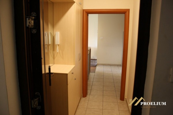  Apartment in Zadar, Jazine, apartment 83,70 m2 + 2 parking spaces in the garage