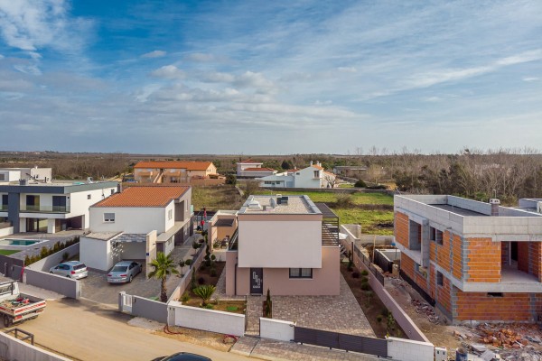 Villa in Zaton, 189 m2, new building, 2019.