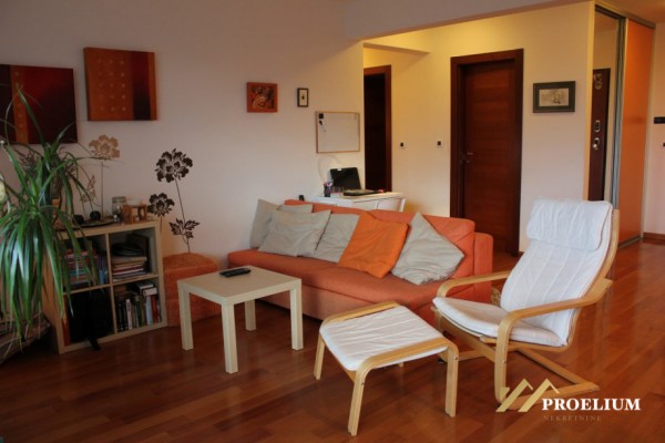  Trisobni apartma v Zadru na Puntamici, 114 m2 z garažnim prostorom