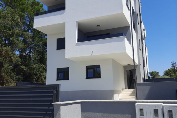 Exklusive Wohnung, Petrčane, 98,83 m2 Neubau