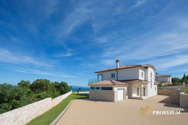  Luxury villa with pool, 350m2, Rabac