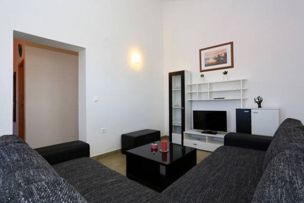 STAN / APARTMAN u Maslenici površine 77,04 m2, trosobni!