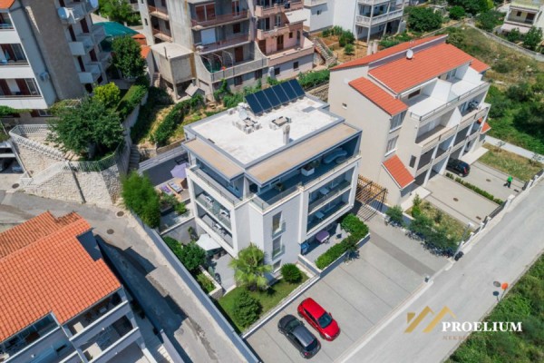 Luxusný penthouse s apartmánmi, Split, 600m2. 500 m od mora