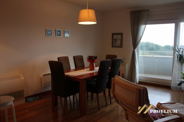  Trisobni apartma v Zadru na Puntamici, 114 m2 z garažnim prostorom