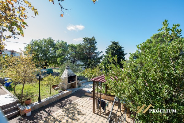 Rekreační dům, 252,00 m2 Starigrad, 50m od moře.