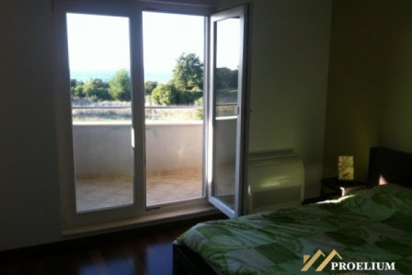  Three bedroom apartment in Zadar on Puntamica, 114 m2 with garage space