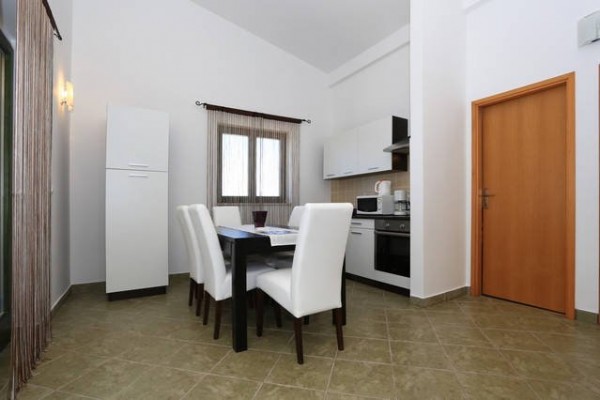 STAN / APARTMAN u Maslenici površine 77,04 m2, trosobni!